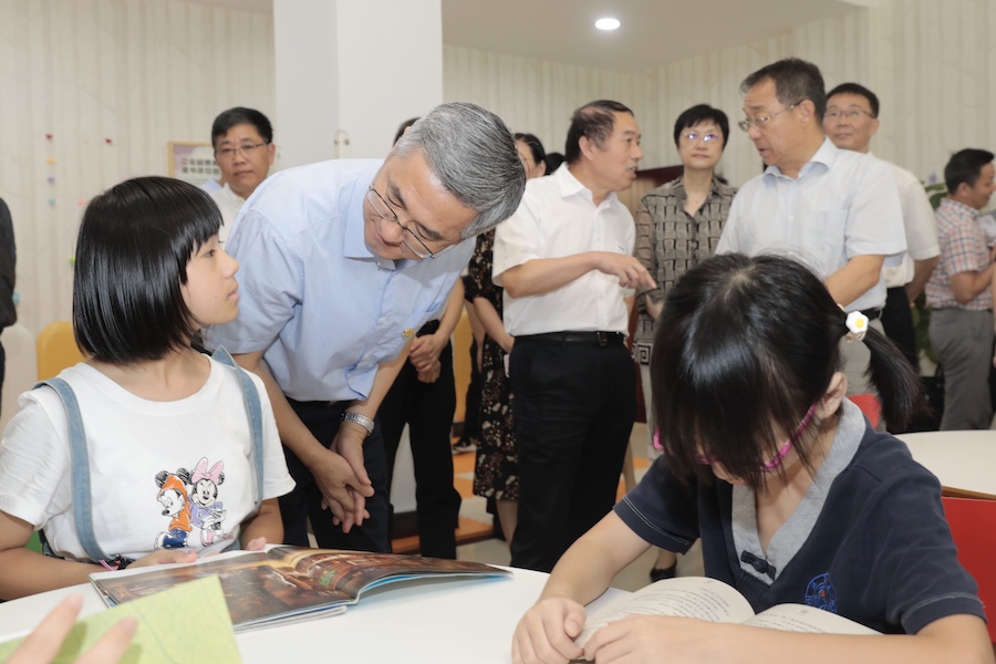 全国人大常委会执法检查组莅临银河优越会幸福院调研